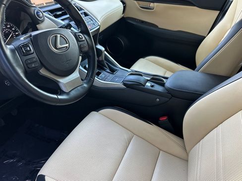 Used 2015 Lexus NX 300h AWD image 11