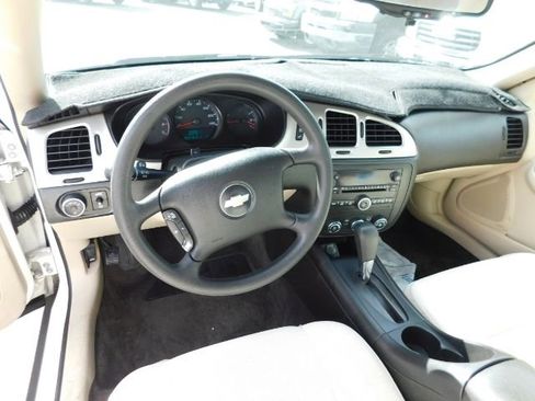 Used 2007 Chevrolet Monte Carlo LS image 14