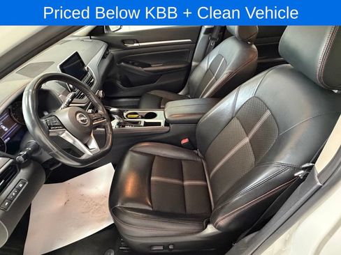 Used 2024 Nissan Altima 2.5 SR FWD image 8
