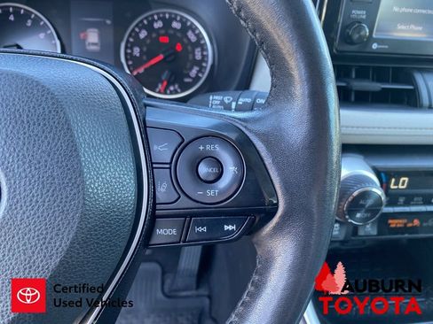 Certified 2021 Toyota RAV4 XLE w/ Convenience Package AWD/4WD image 21