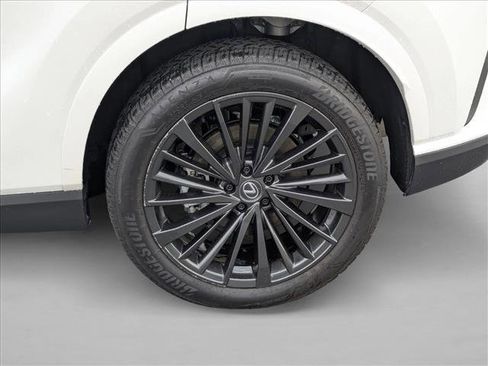 Used 2024 Lexus RX 350 Premium image 25