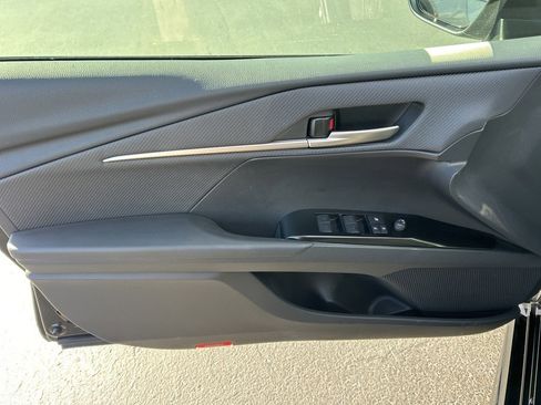 Used 2026 Toyota Camry XLE w/ Convenience Package image 4