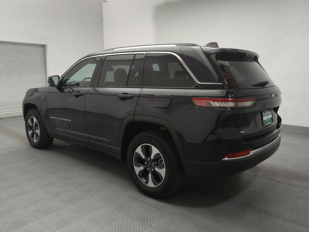 Used 2023 Jeep Grand Cherokee 4WD 4xe w/ Luxury Tech Group II image 3