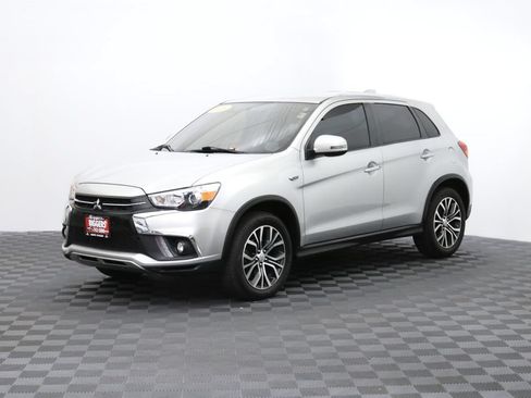 Used 2019 Mitsubishi Outlander Sport SE AWD/4WD image 3