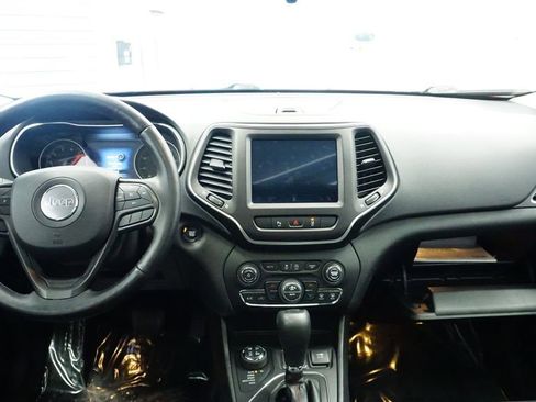 Certified 2021 Jeep Cherokee Trailhawk w/ Sun, Sound & Nav Group image 22