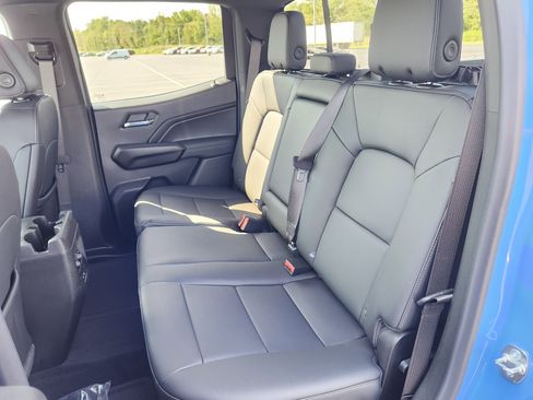 New 2026 GMC Canyon Elevation w/ Convenience Package image 7