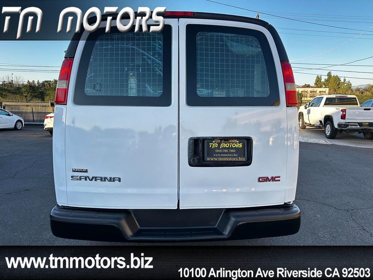 Used 2011 GMC Savana 3500 RWD image 5
