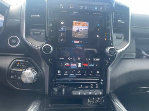 Used 2023 RAM 1500 Laramie AWD/4WD image 22