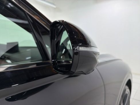 Used 2022 Genesis GV70 3.5T Sport w/ Sport Prestige Package image 25