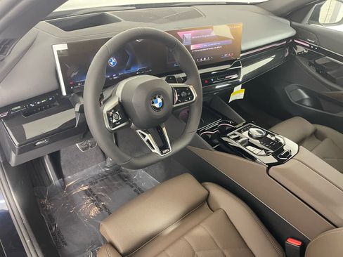 New 2026 BMW 530i w/ M Sport Package RWD image 10