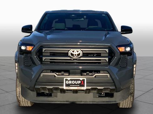 Used 2024 Toyota Tacoma SR RWD image 4