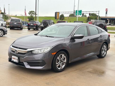 Used 2017 Honda Civic LX image 4