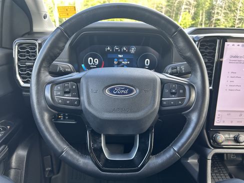 Used 2024 Ford Ranger Lariat w/ Advanced Towing Package AWD/4WD image 13