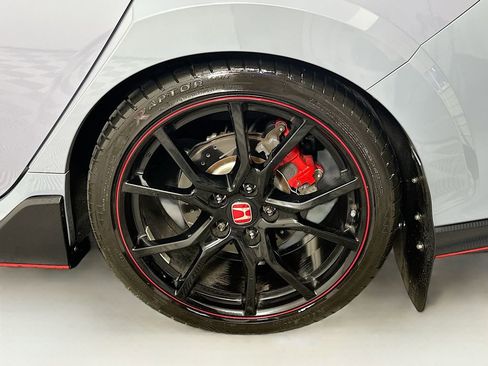 Used 2019 Honda Civic Type R image 24