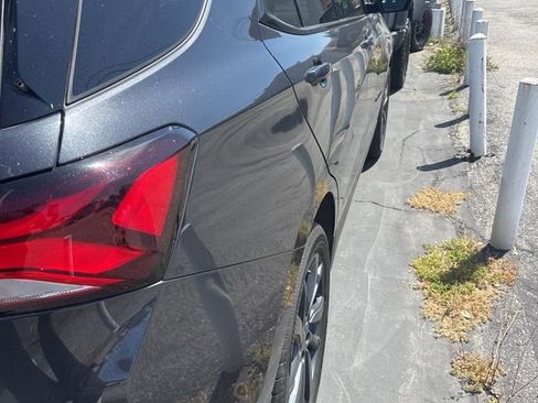 Used 2022 Chevrolet Equinox RS w/ LPO, Cargo Package image 5