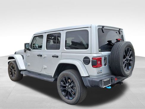 Used 2023 Jeep Wrangler Unlimited Sahara image 5