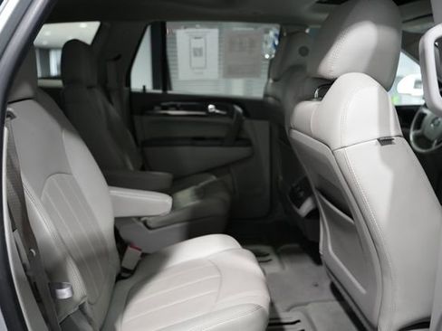 Used 2016 Buick Enclave Leather image 19