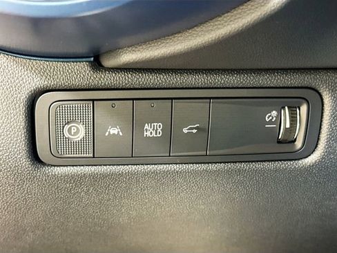 New 2026 Chevrolet Equinox EV LT image 13