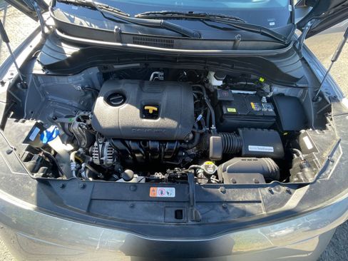 Used 2025 Kia Soul LX w/ LX Technology Package image 30