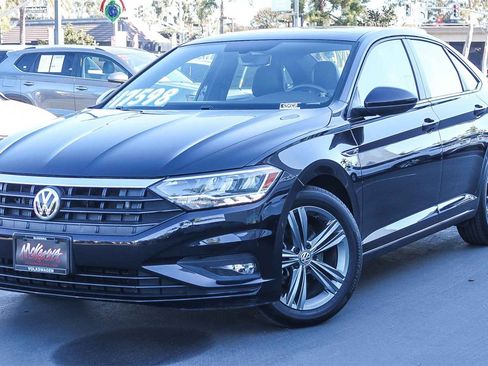 Used 2020 Volkswagen Jetta R-Line w/ R-Line Cold Weather Package image 1