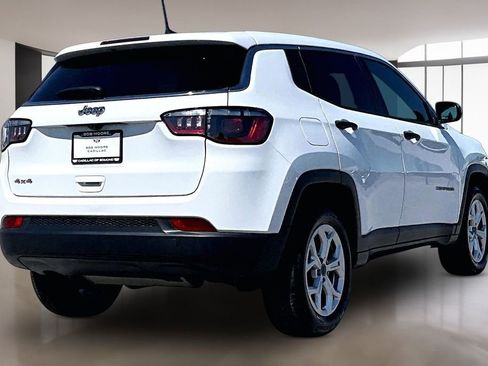 Used 2025 Jeep Compass Sport AWD/4WD image 2