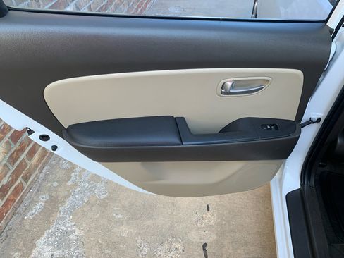 Used 2008 Hyundai Elantra GLS image 20