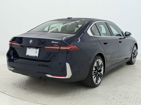New 2026 BMW 530i w/ Premium Package RWD image 9