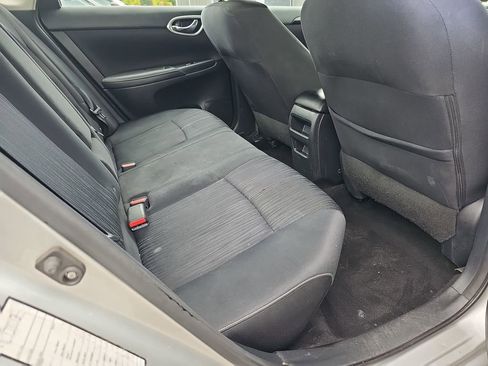 Used 2016 Nissan Sentra SV FWD image 15