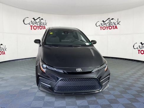 Used 2022 Toyota Corolla SE FWD image 6