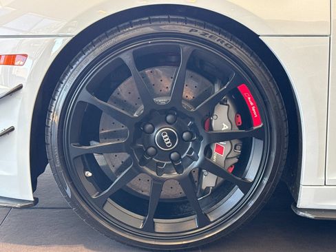 Used 2018 Audi R8 V10 plus w/ Full Leather Package AWD/4WD image 19