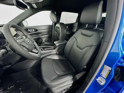 New 2026 Jeep Compass Limited image 27