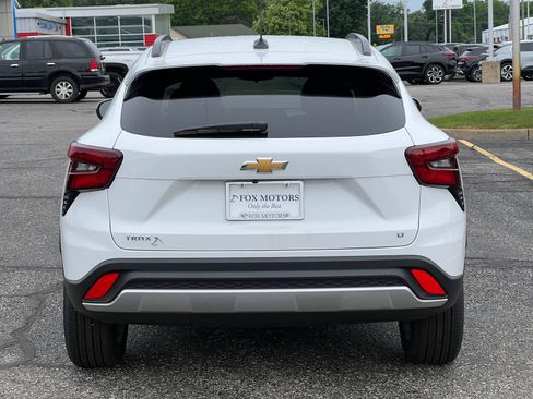 New 2026 Chevrolet Trax LT w/ LT Convenience Package FWD image 40