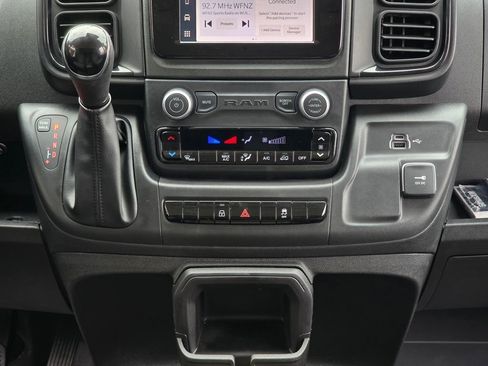 Used 2025 RAM ProMaster 2500 image 34