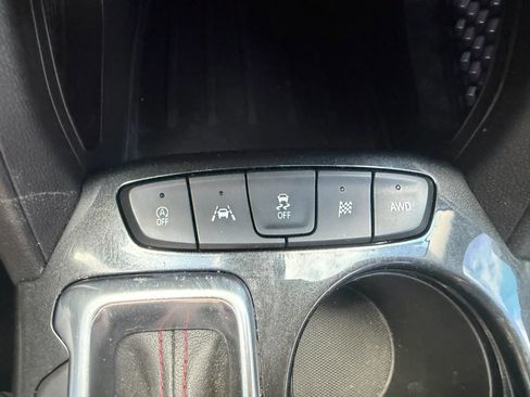 Used 2021 Chevrolet TrailBlazer RS w/ Sun and Liftgate Package AWD/4WD image 20
