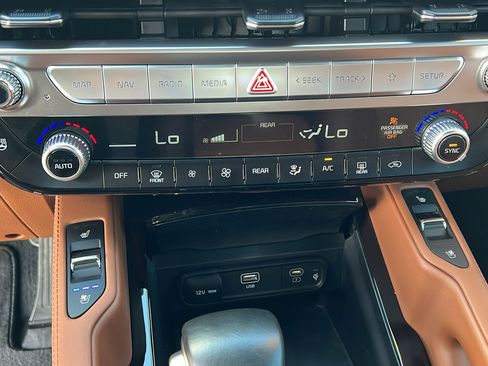 Used 2025 Kia Telluride EX X-Line AWD/4WD image 25