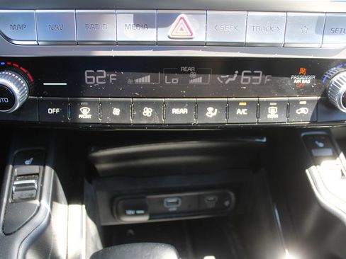 Used 2023 Kia Telluride S w/ S Sunroof Package AWD/4WD image 41