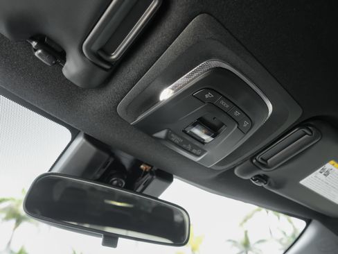 Used 2024 Toyota Corolla SE FWD image 21