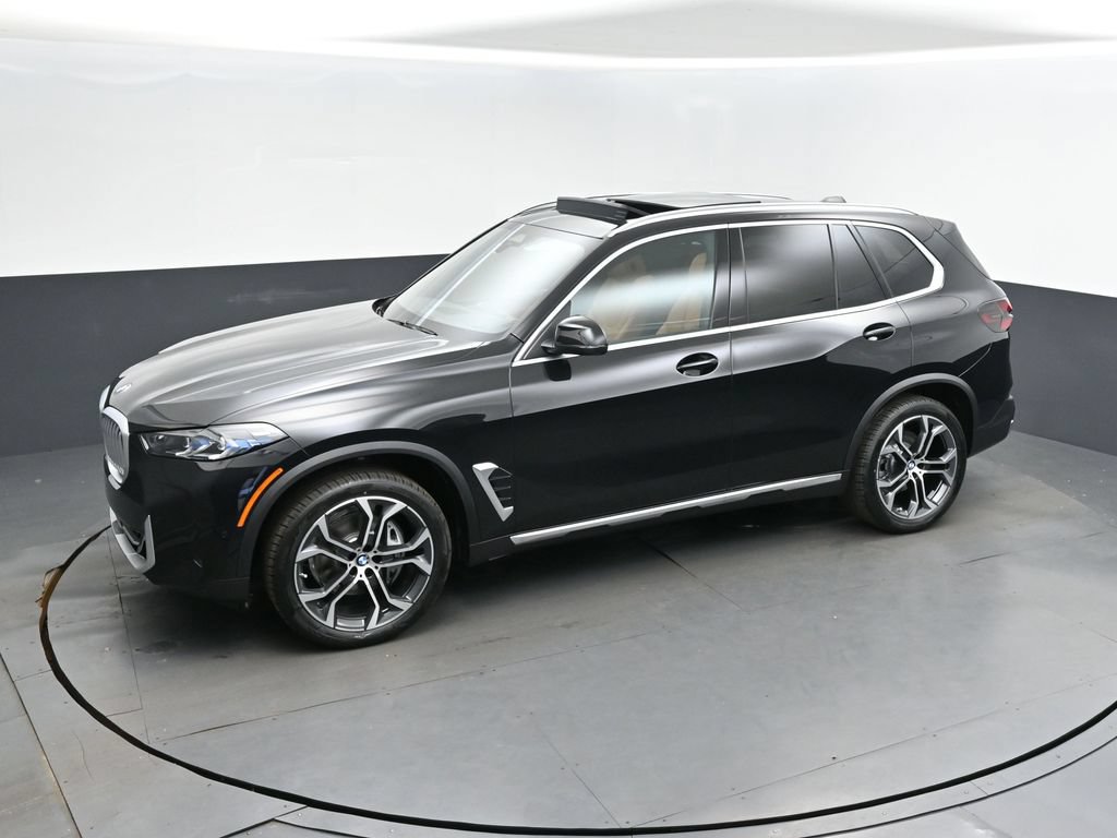 Certified 2026 BMW X5 sDrive40i w/ Parking Assistance Package RWD image 31