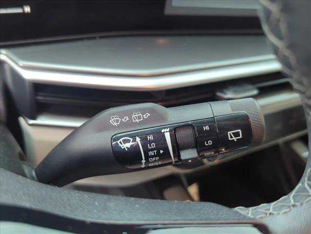 Used 2024 Kia Sorento S FWD image 16
