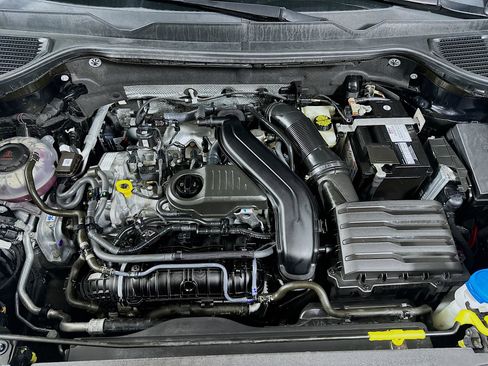 Used 2022 Volkswagen Taos SE image 31