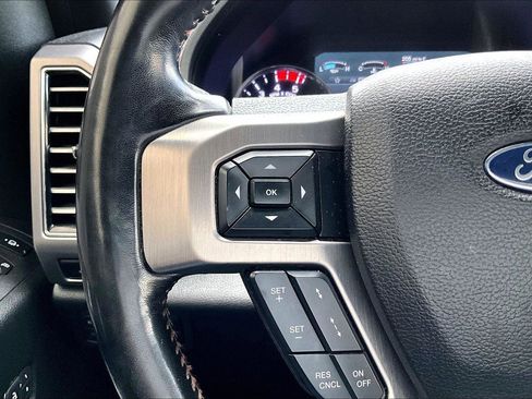 Used 2019 Ford F250 Platinum w/ Platinum Ultimate Package image 17