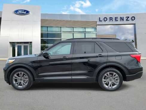 Used 2023 Ford Explorer XLT w/ Equipment Group 202A RWD image 8