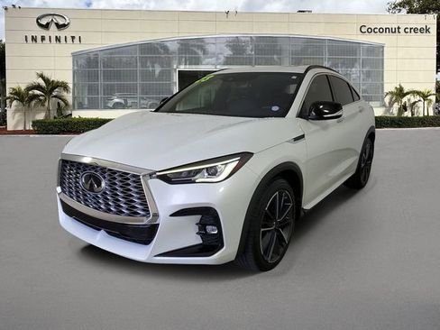 Used 2023 INFINITI QX55 Luxe w/ Cargo Package AWD/4WD image 3