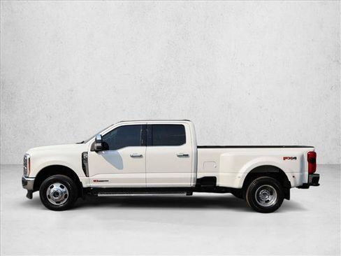 Used 2023 Ford F350 Lariat w/ Tow Technology Package AWD/4WD image 9