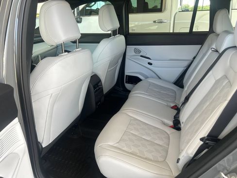 New 2026 Jeep Cherokee Overland w/ Advanced Pro Tech Group AWD/4WD image 12
