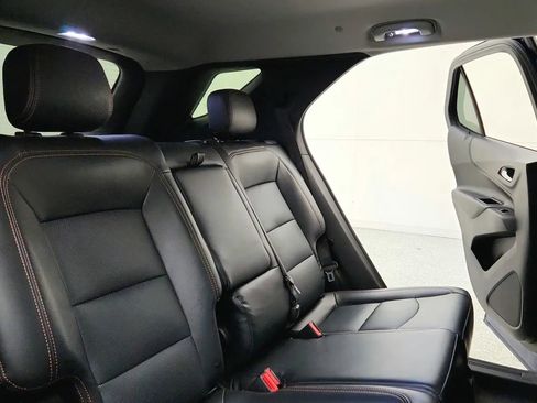 Used 2020 Chevrolet Equinox LT w/ Driver Convenience Package image 37