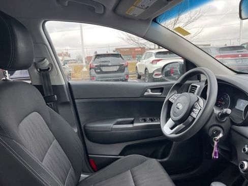 Certified 2021 Kia Sportage LX image 30
