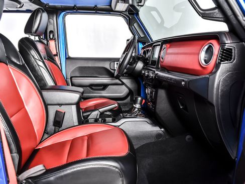 Used 2023 Jeep Wrangler Unlimited Rubicon 4xe AWD/4WD image 23