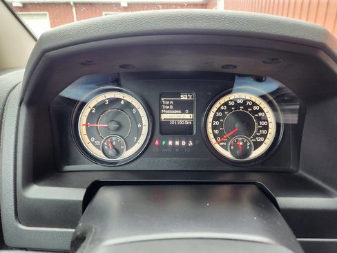 Used 2016 RAM 1500 Express AWD/4WD image 14