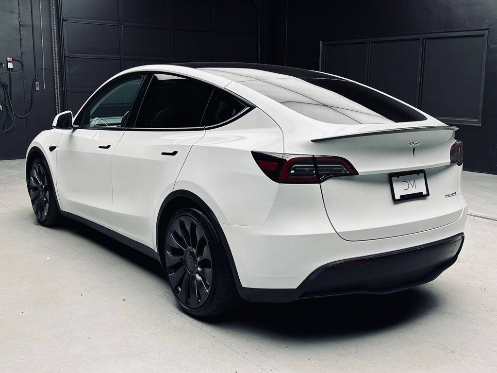 Used 2023 Tesla Model Y Performance AWD/4WD image 5